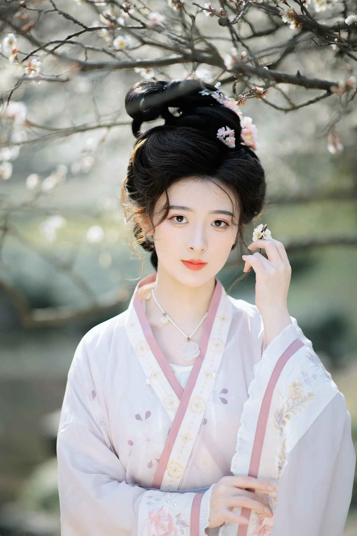 [YITUYU] 2023.03.08 Vol.3022 Exploring Plum Blossoms in Early Spring Ming Shu Cai Cai#[46P]-3
