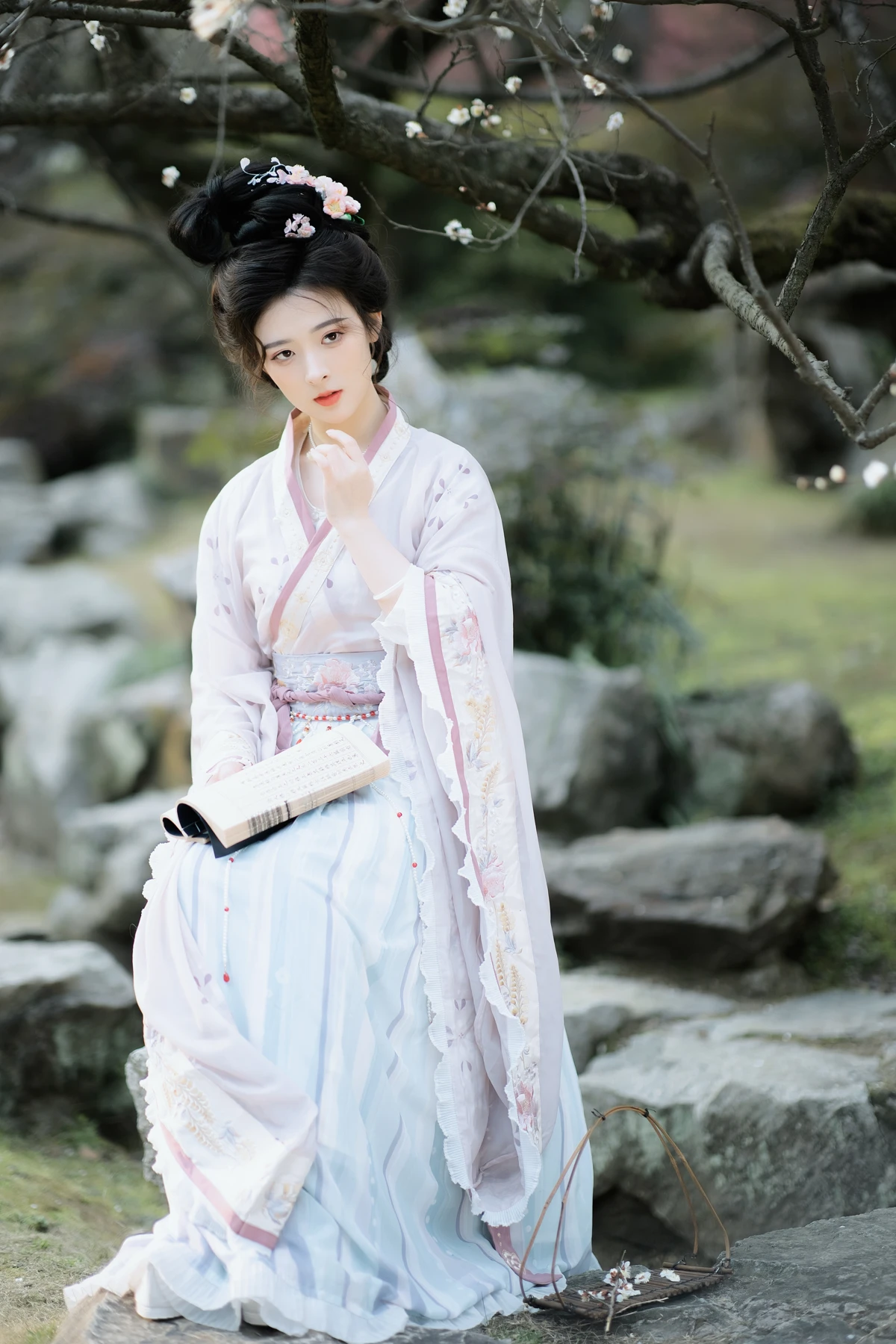 [YITUYU] 2023.03.08 Vol.3022 Exploring Plum Blossoms in Early Spring Ming Shu Cai Cai#[46P]-2